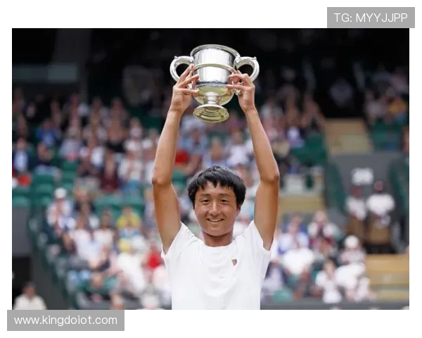 上海网球队在洲际杯积分榜中以57分稳居第一名表现抢眼