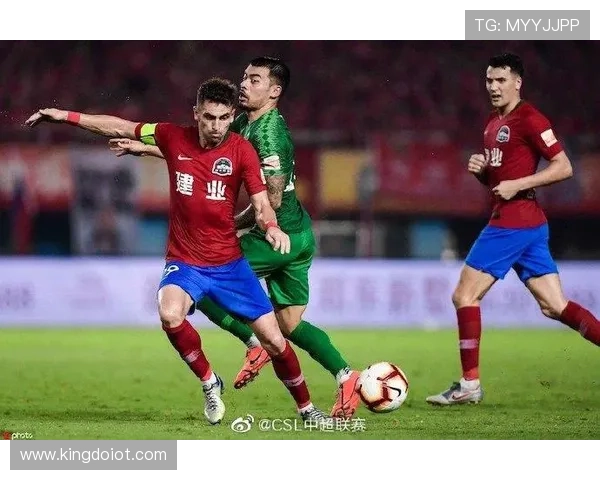 上海足球队以52分稳居世锦赛积分榜首位争冠形势一片大好 上海足球队以52分稳居世锦赛积分榜首位争冠形势一片大好