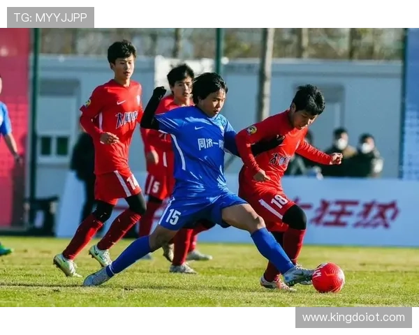 上海足球队实力分析与大满贯赛事表现评析 上海足球队实力分析与大满贯赛事表现评析