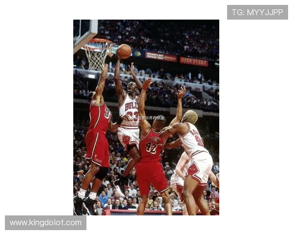 乔丹与足球明星的首次相遇引发的精彩瞬间与故事分享